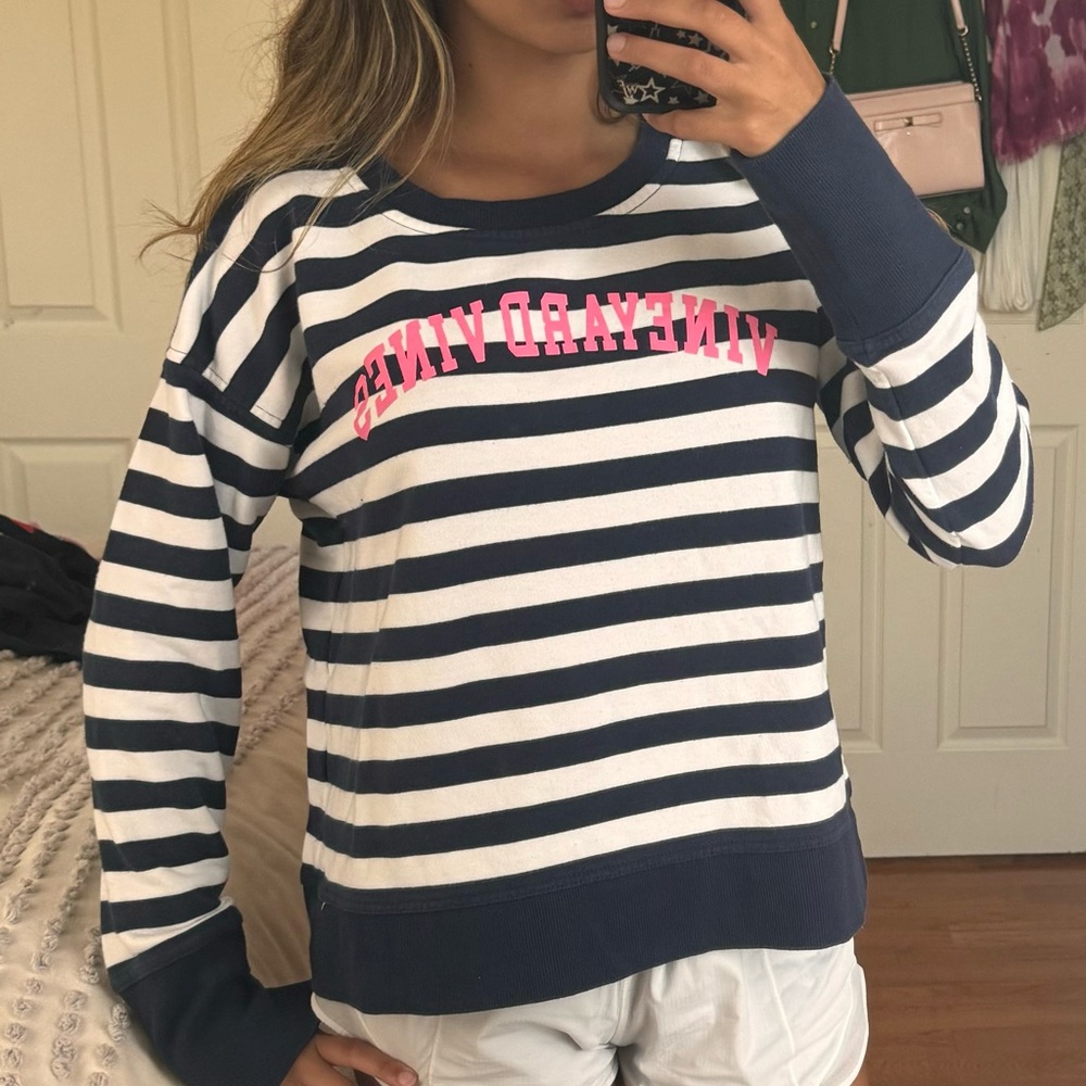 Vineyard Vines seater